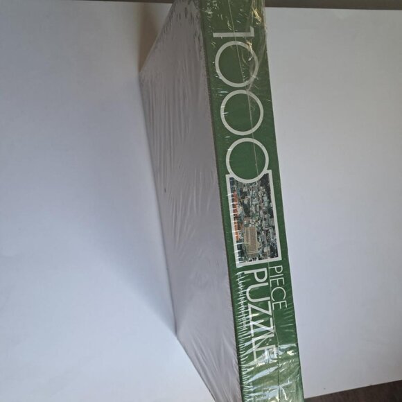 St-John's Newfoundland vintage puzzle NEW Canada 18 by 29 inches 1000 pieces - Picture 7 of 7